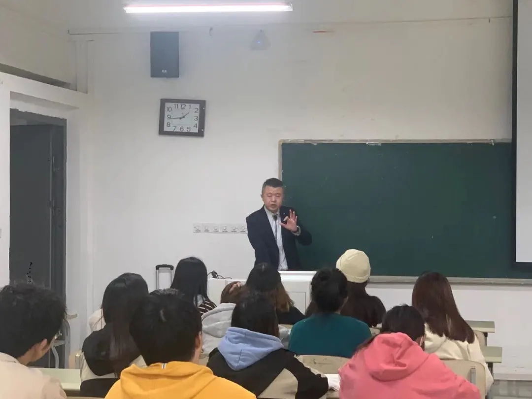 TCG彩票
足迹 丨 校企合作近期成果展示大盘点【9-10月】(图14)